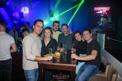 Ue18-231223-012